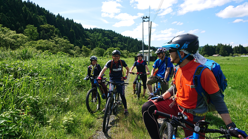 グラベルコースのエスコート